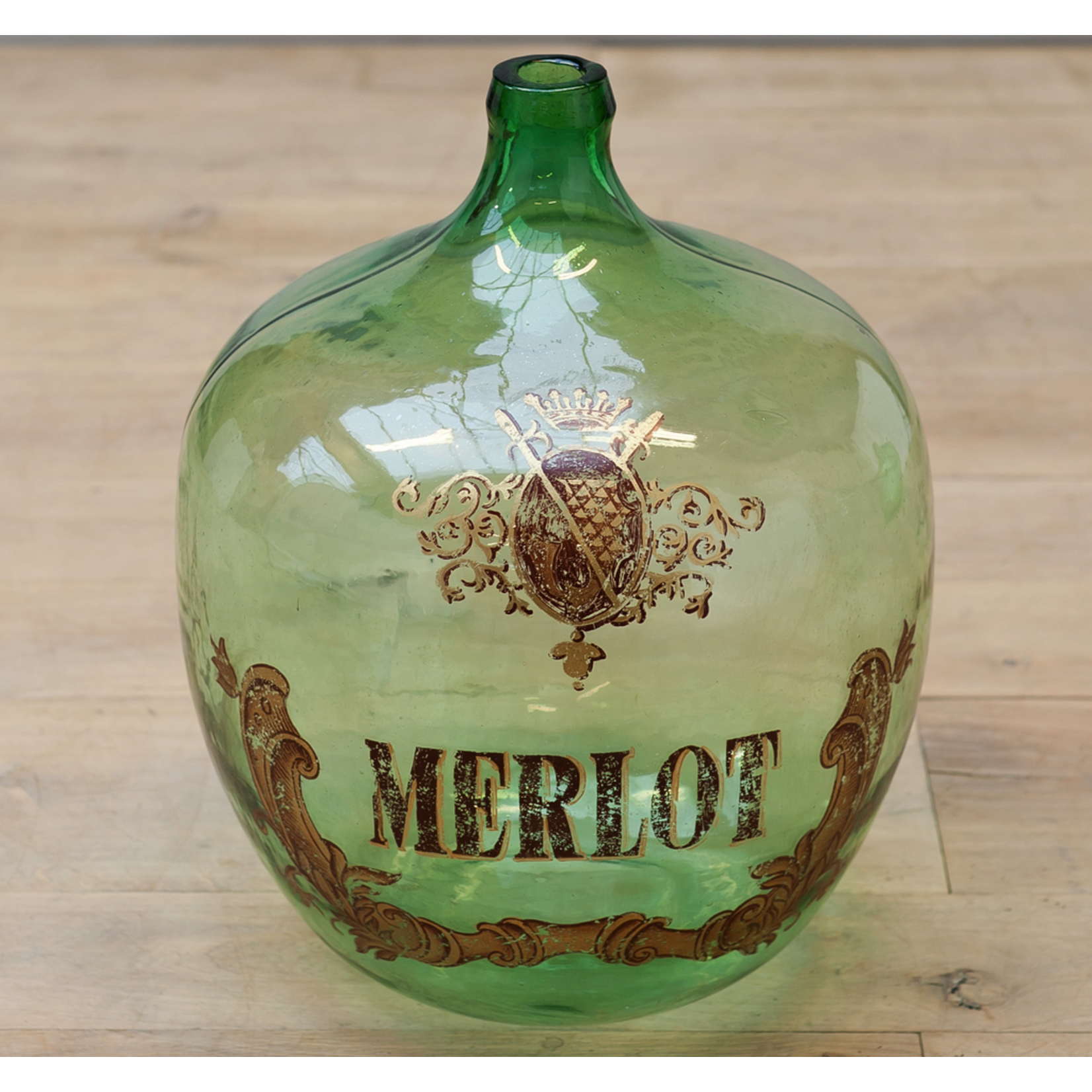 CHEHOMA HANDPRINTED BLOWED BOWED BOTTLE 'MERLOT'