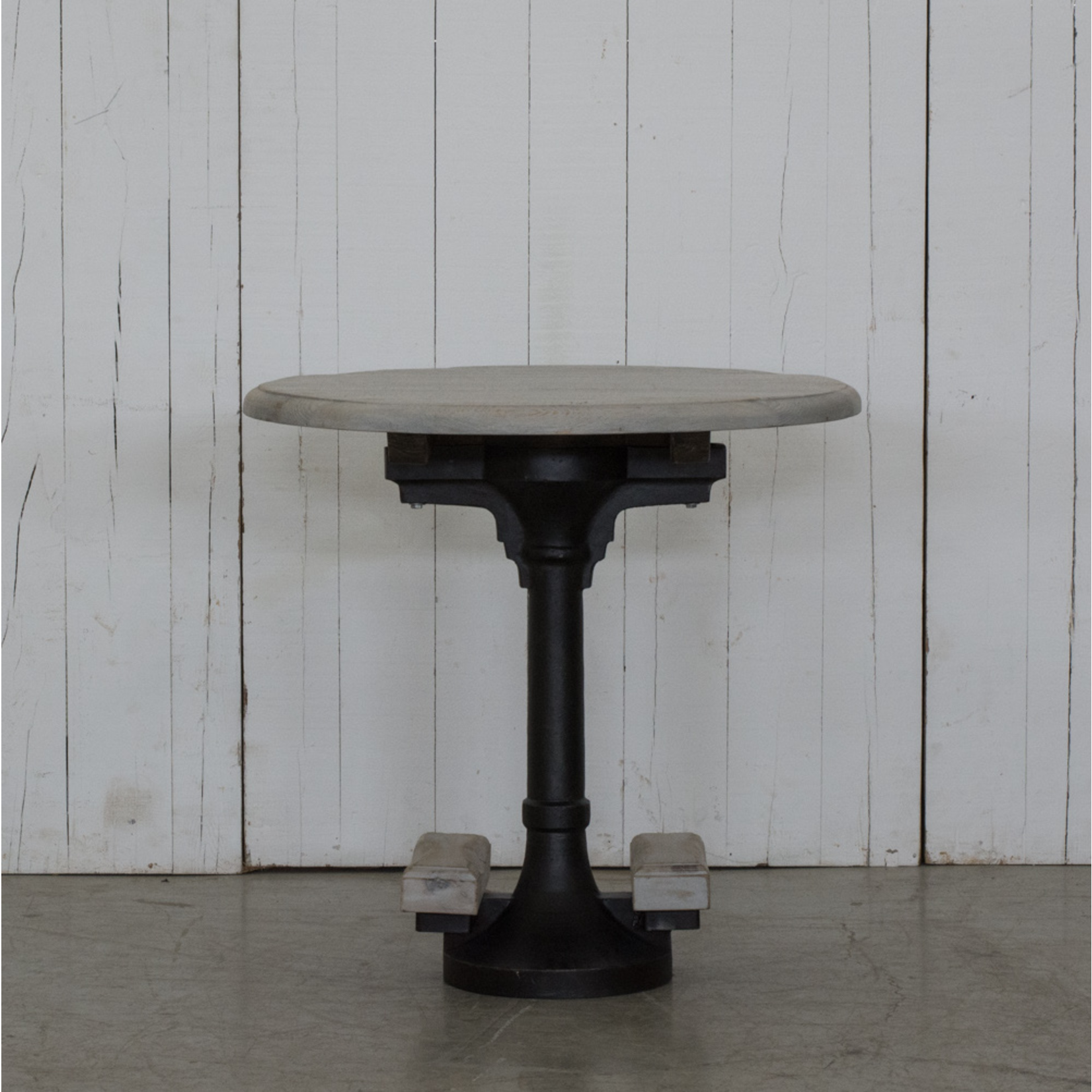 bistro pedestal table