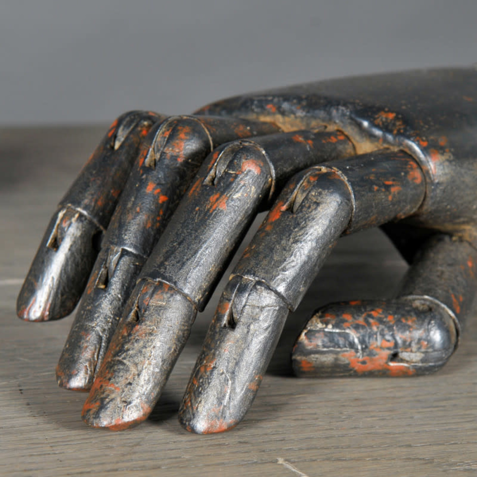 ARTICULATED WOOD HAND TAJHOME