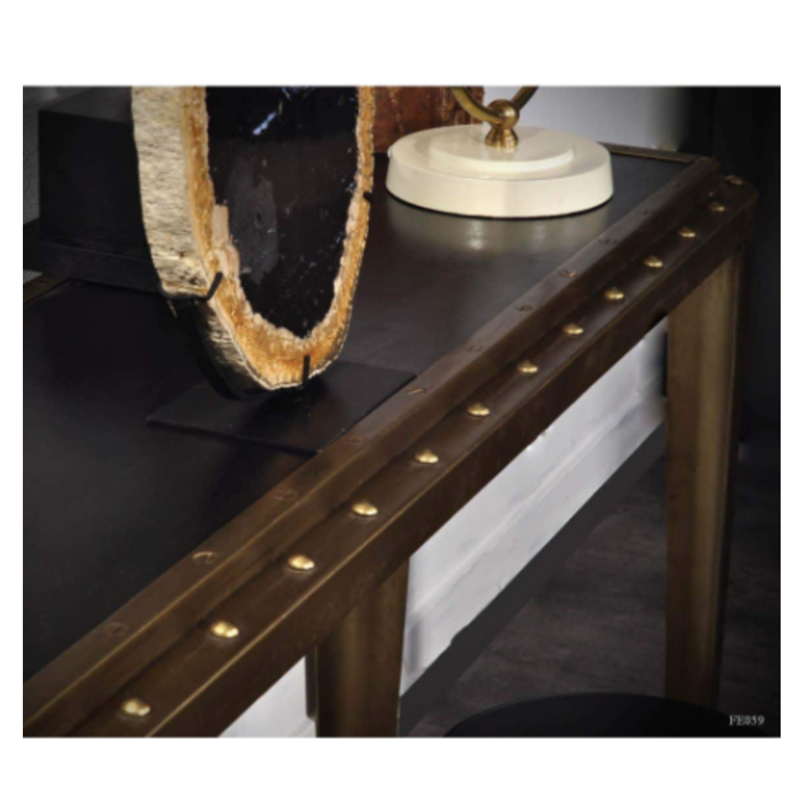 OBJET DE CURIOSITE BRASS AND WOOD INDUSTRIAL-CHIC CONSOLE