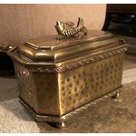 CHEHOMA BRASS BOX WITH FISH HANDLE