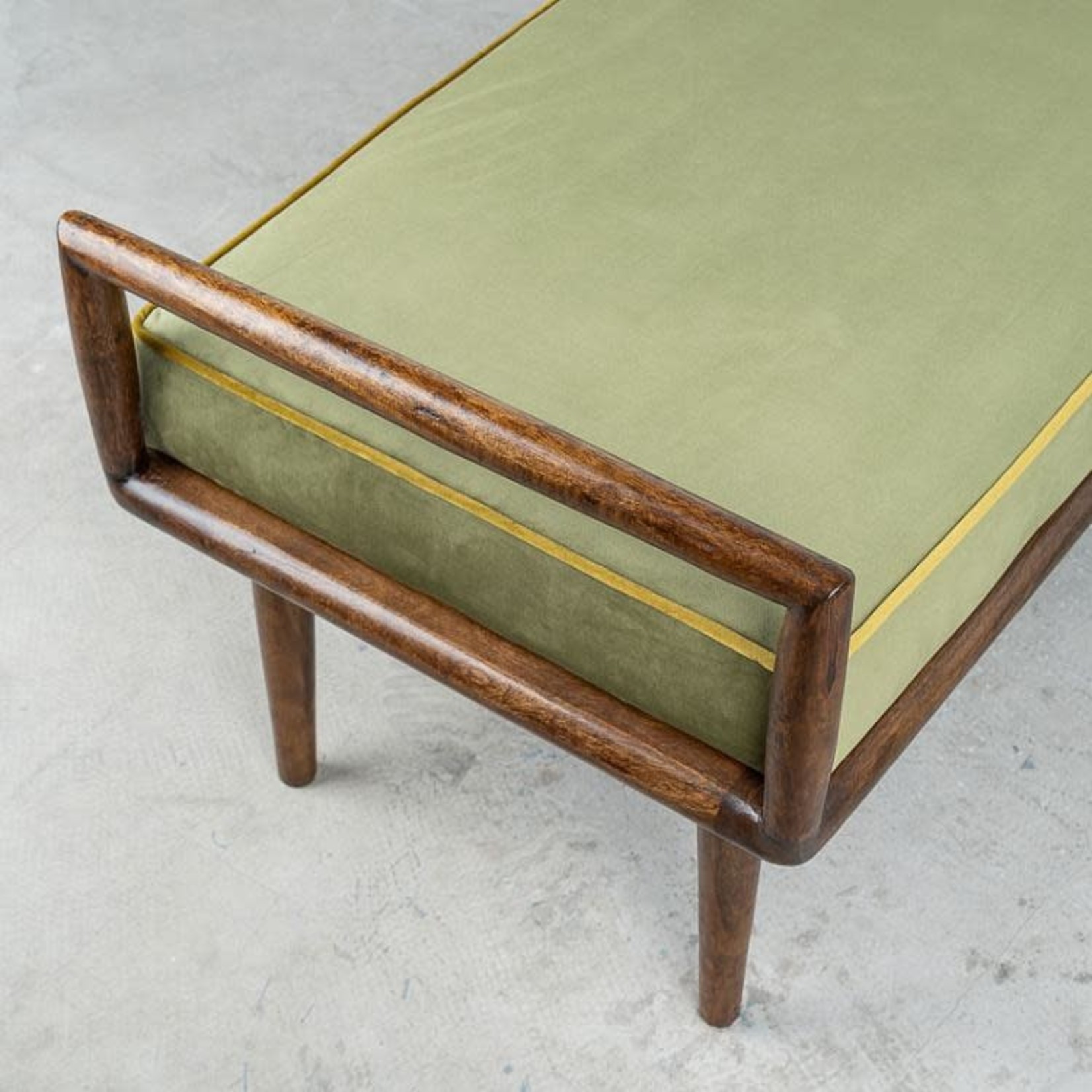 CHEHOMA MID CENTURY VELVET BENCH "FARROW"