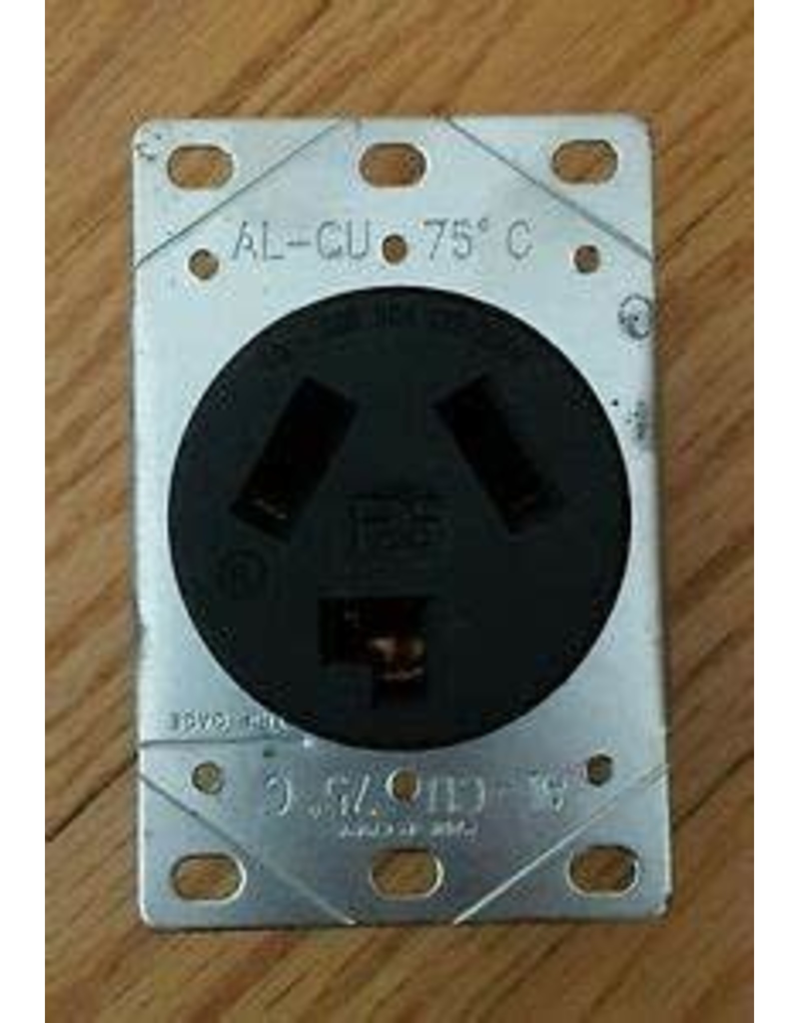 DRYER RECEPTACLE FLUSH MOUNT 30AMP  3W