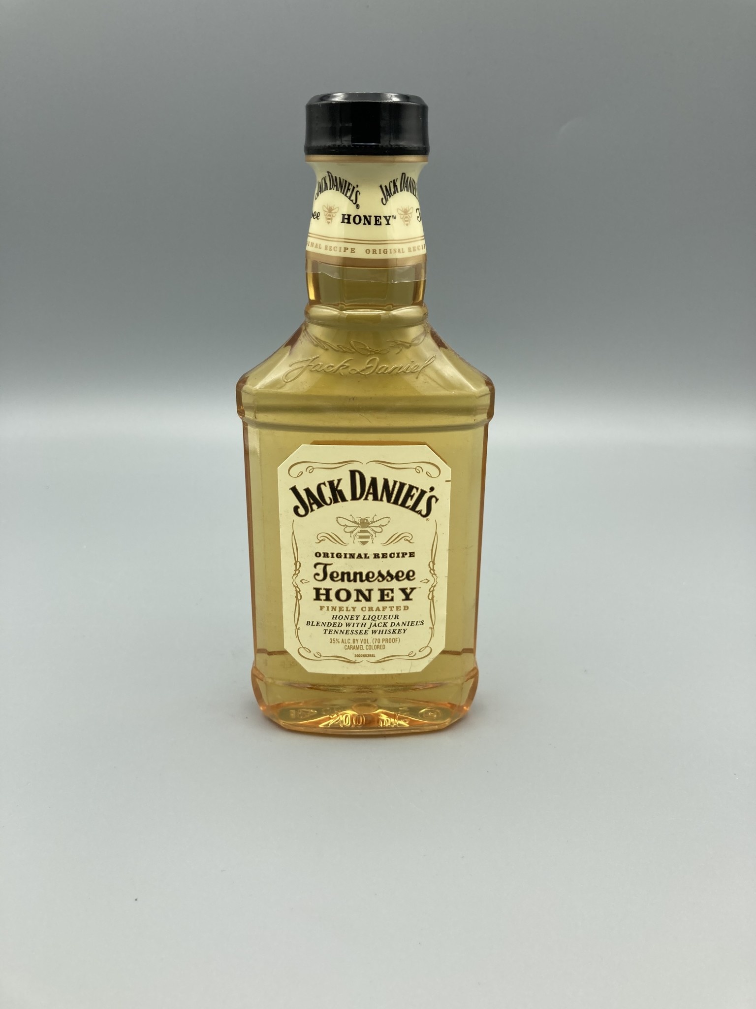 Jack Daniel's tennessee honey 35 abv 70 proof 200ml Holly Main liquor