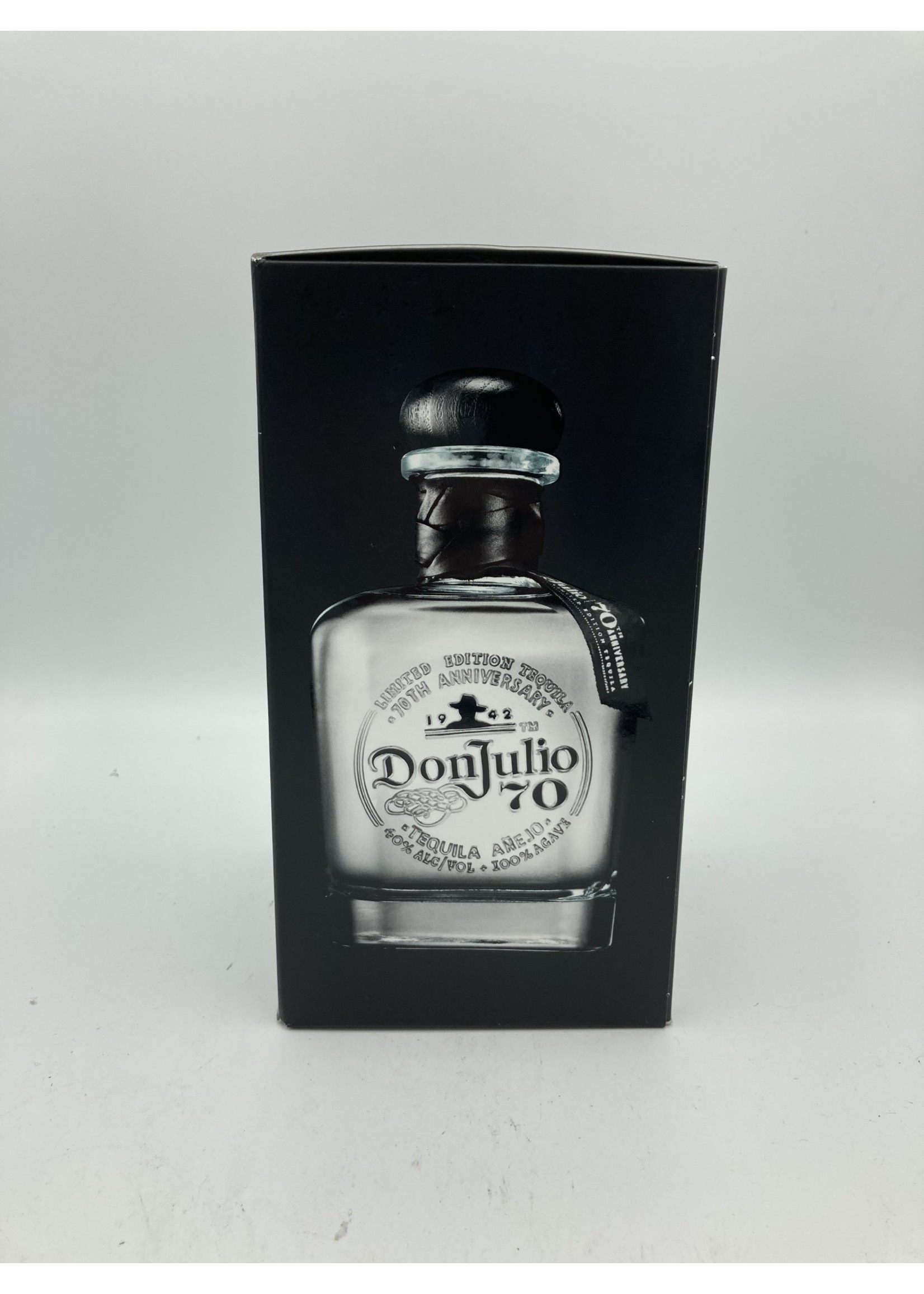 Don Julio ドンフリオ テキーラ クリスタル アネホ 70周年記念ボトル 