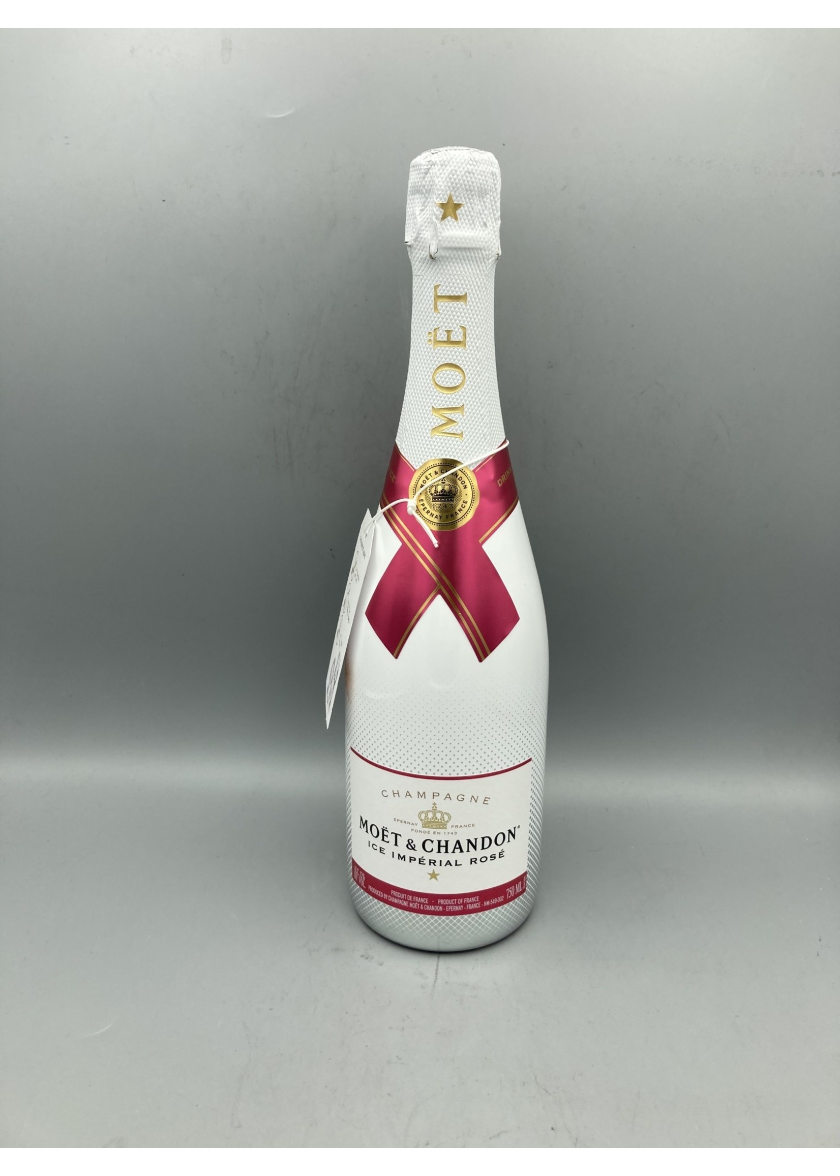 Moët & Chandon champagne  Ice imperial rose 12% abv 750ml