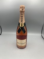 Moët & Chandon champagne  Nectar Imperial Rose 12% abv 750ml