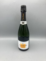 VEUVE CLICQUOT Veuve Cliquot champagne  Demi-Sec 12% abv 750ml