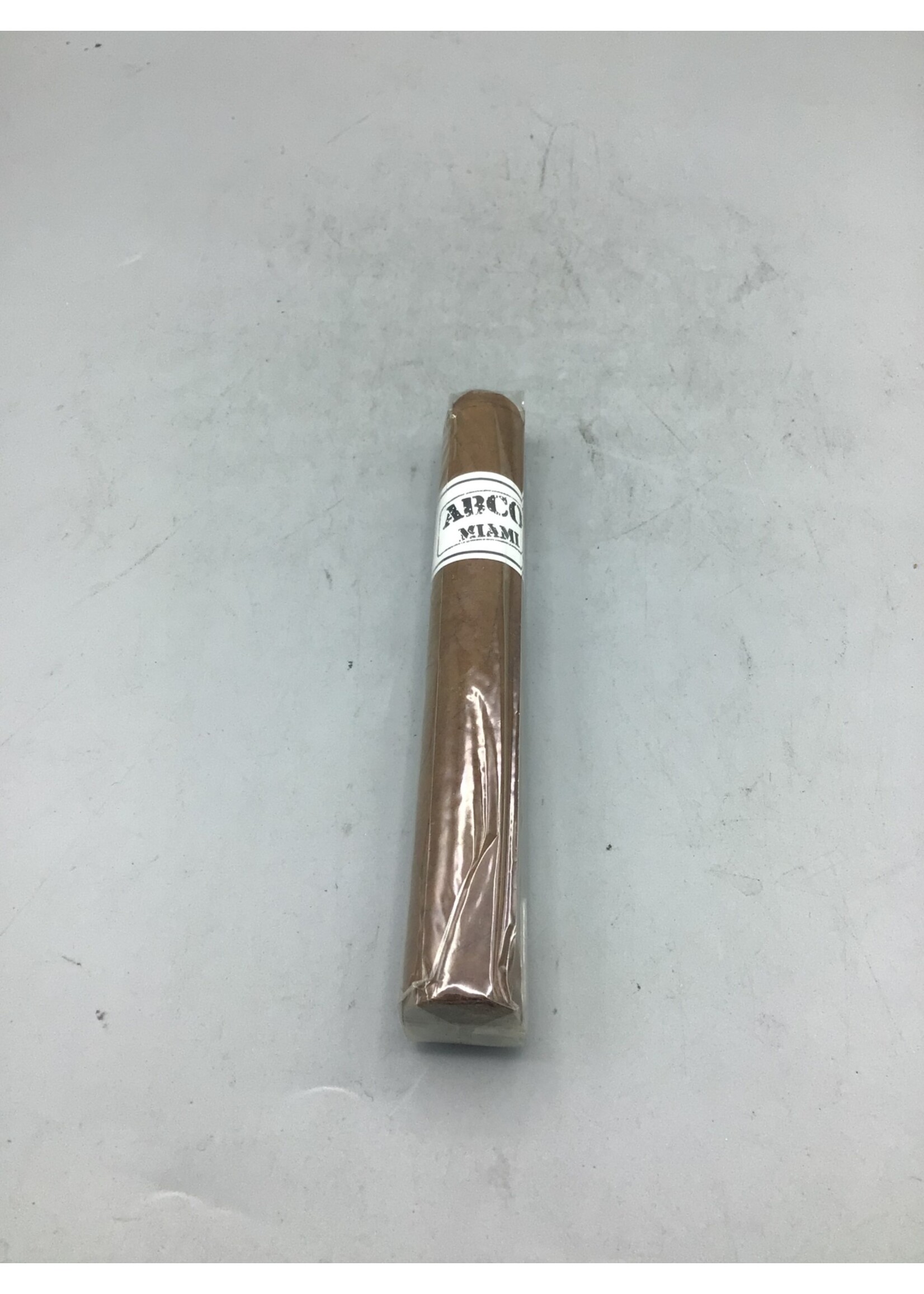 ABCO Miami Toro (6x52)cigar by Alec Bradley