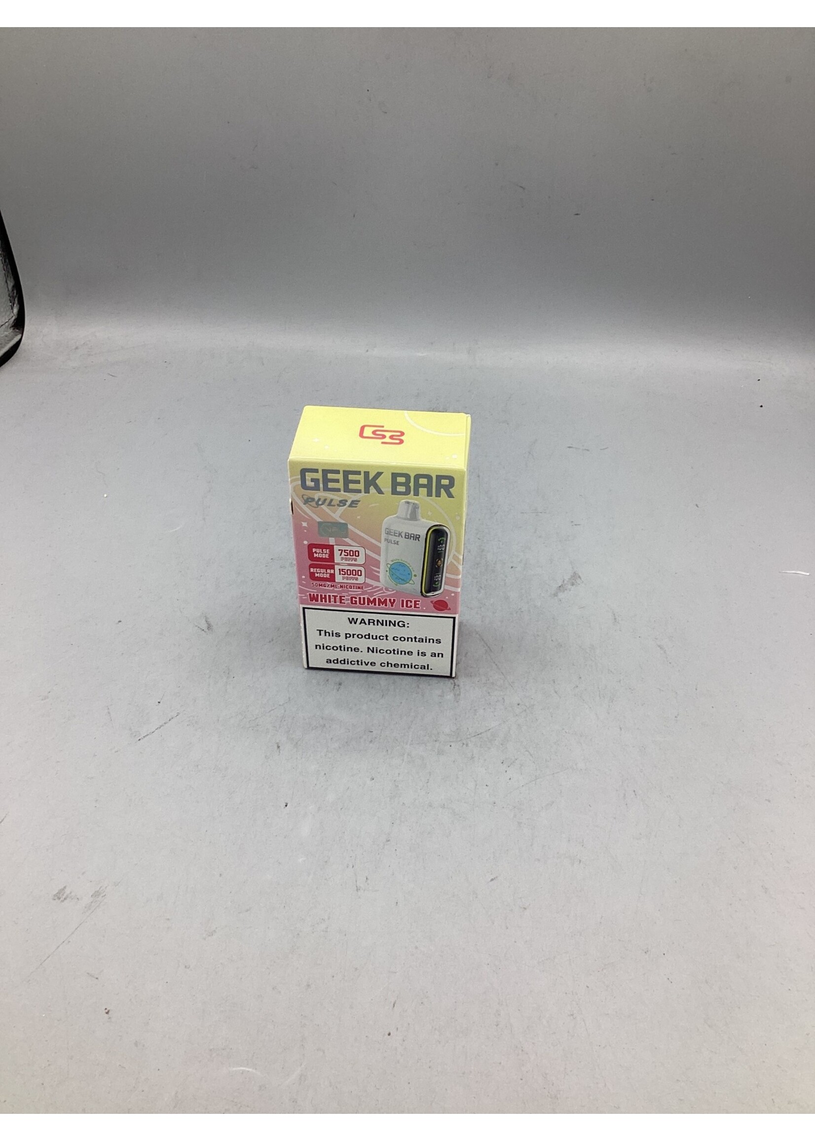GEEK BAR Geek Bar Pulse white gummy ice 7500 puff regular mode (15000)puffs
