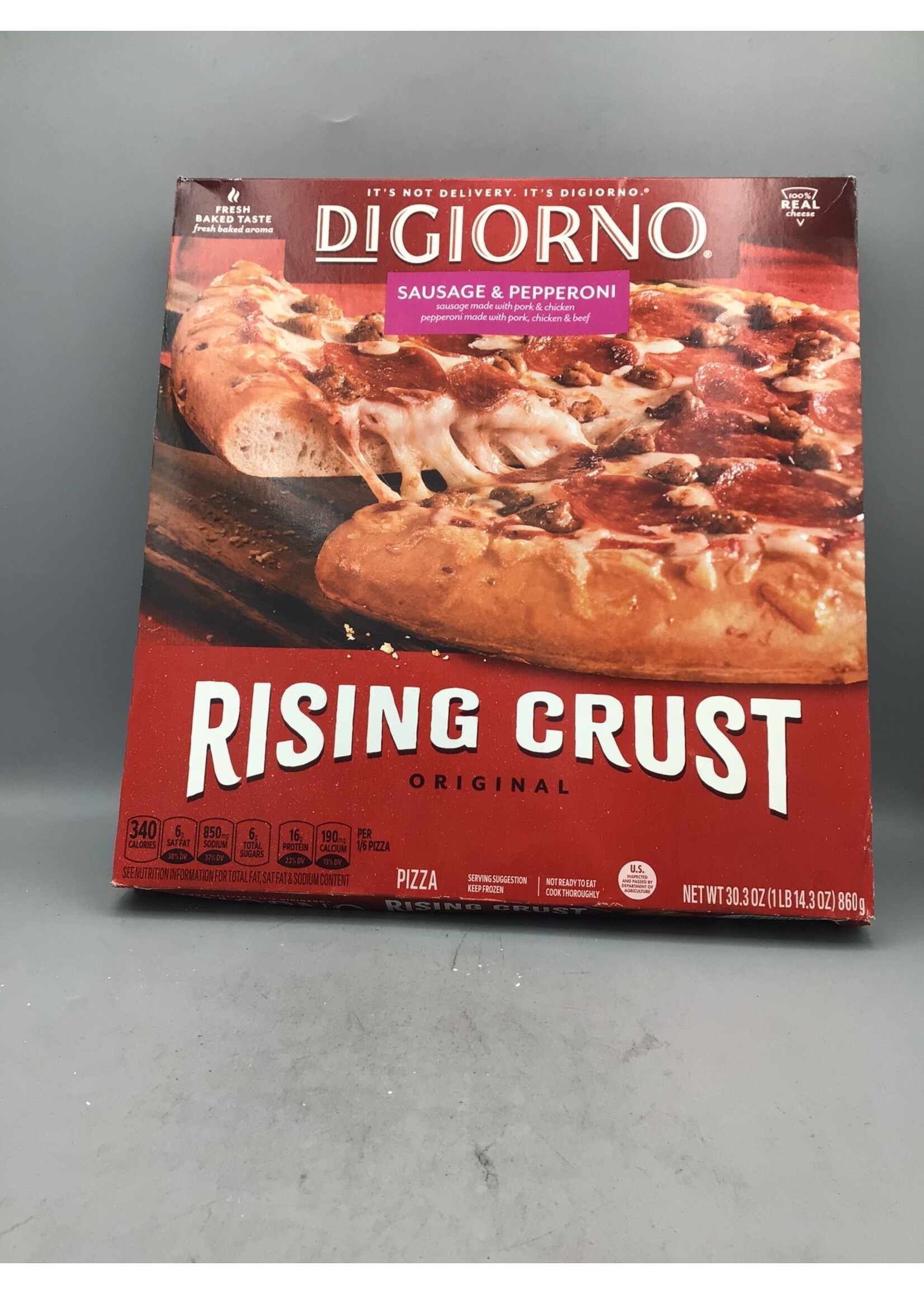 Digiorno Rising Crust 12 inch Sausage and Pepperoni Pizza 27.3oz (776g)