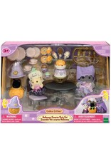 Calico Critters Halloween Surprise Party Set