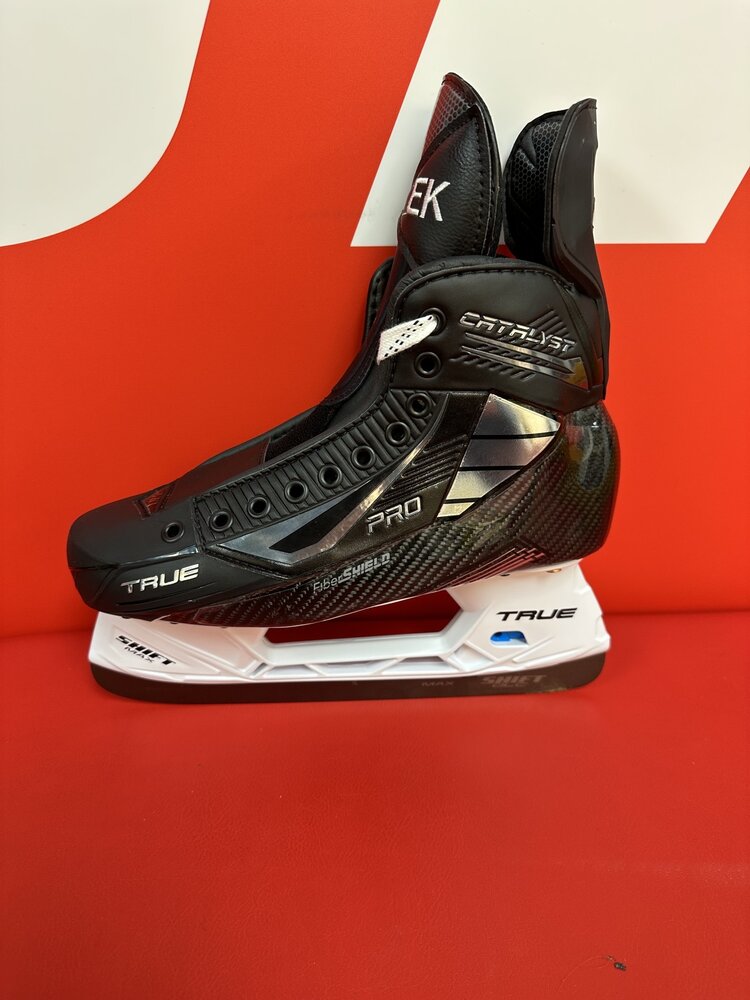 True Hockey TRUE CATALYST PRO PATIN CUSTOM ERIK KARLSSON 8US WIDE