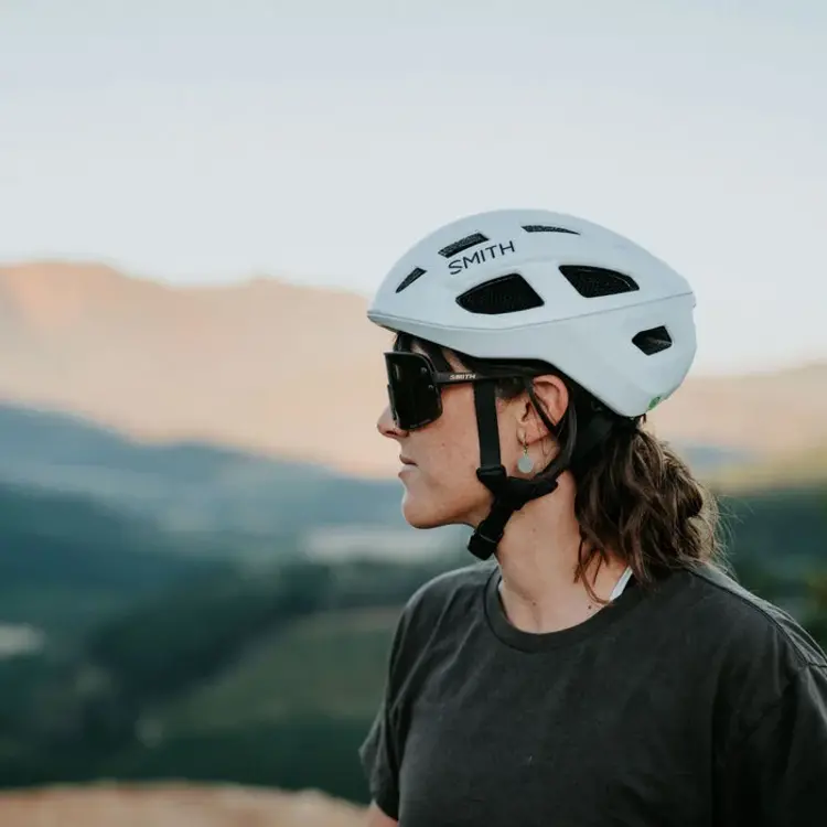 SMITH SMITH OPTICS ULTRALITE NOIR MAT AVEC VERRES CHROMAPOP OBSCURITÉ