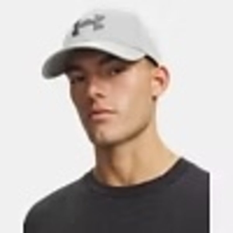 UNDER ARMOUR UNDER ARMOUR CASQUETTE BLITZING LOW AJUSTABLE
