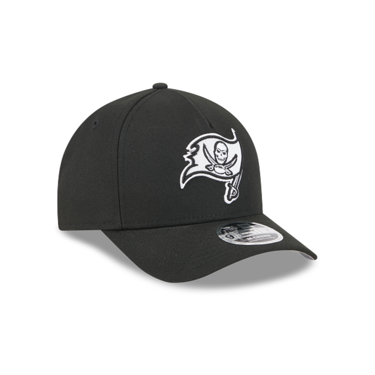 NEW ERA NEW ERA 9FORTY M-CROWN NOIR ET BLANC BUCCANEERS DE TAMPA BAY
