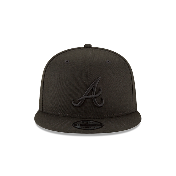 NEW ERA NEW ERA 9FIFTY BASIC SNAPBACK BLACKOUT BRAVES D'ATLANTA