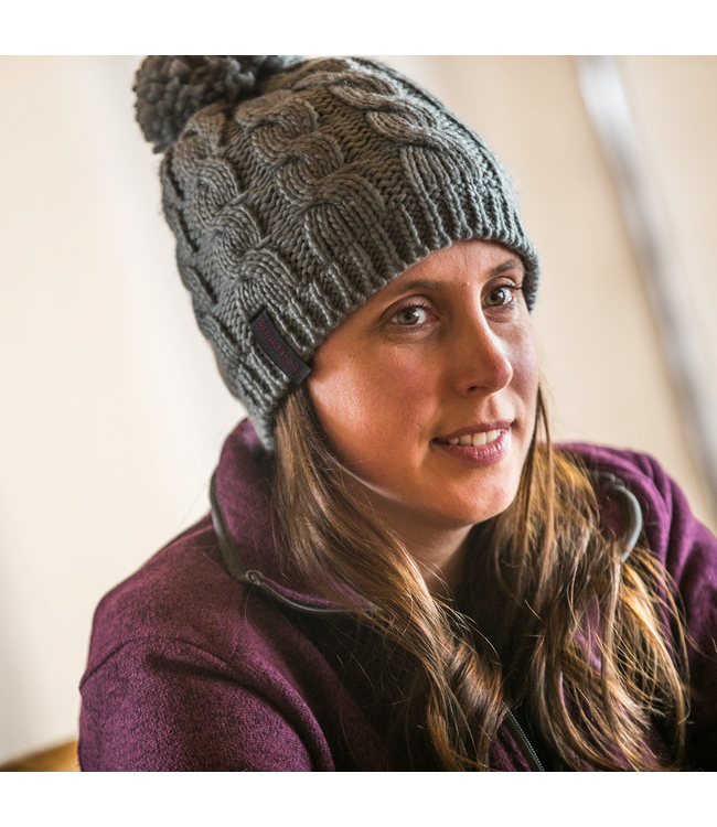 Striker Ice Women's Cable Knit Hat