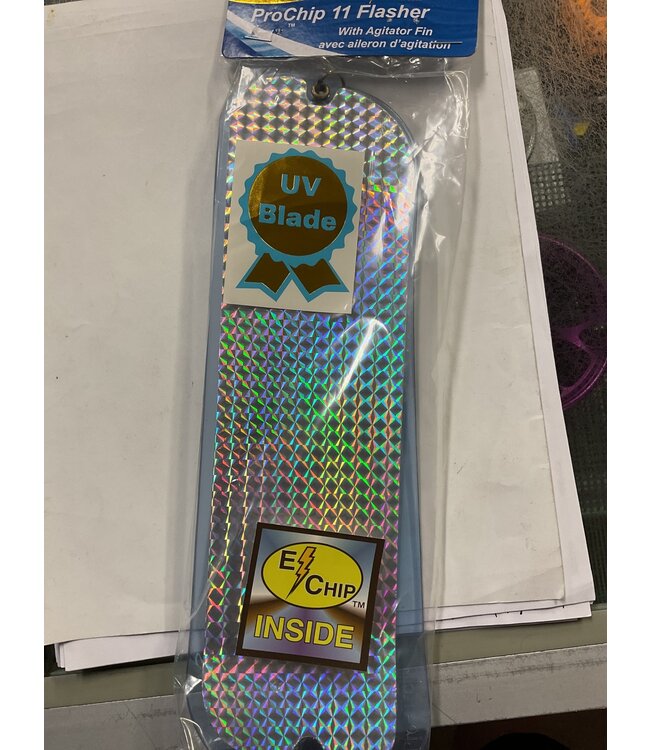 Pro-Troll (PC11-6000) PRO-TROLL PROCHIP 11 FIN FLASHER  UV BLADE W/CHROME SCALE TAPE