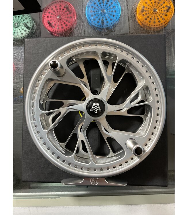 Kingpin KINGPIN ZODIAC 5.0 SERIES CENTERPIN REEL SILVER