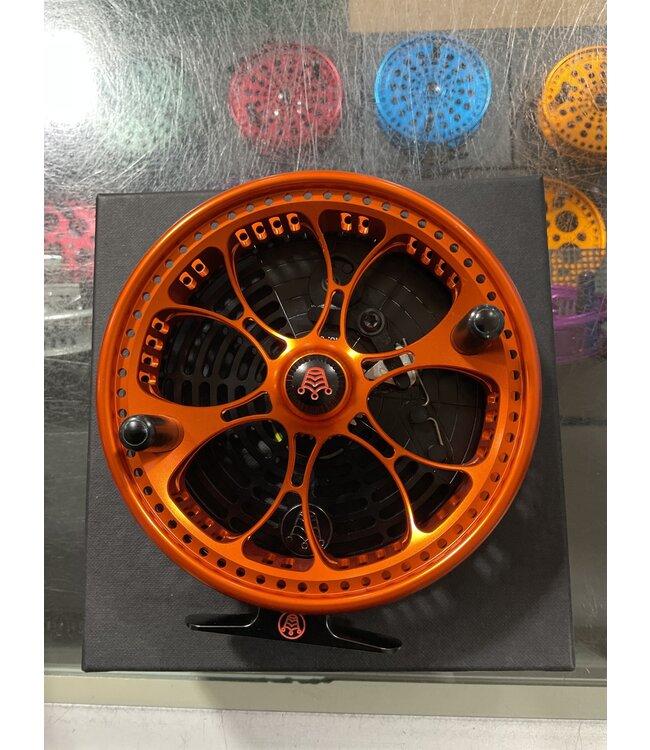 Kingpin Zeppelin-Aero 5.0 Series Centerpin Reel ORANGE w/ ORANGE Fill