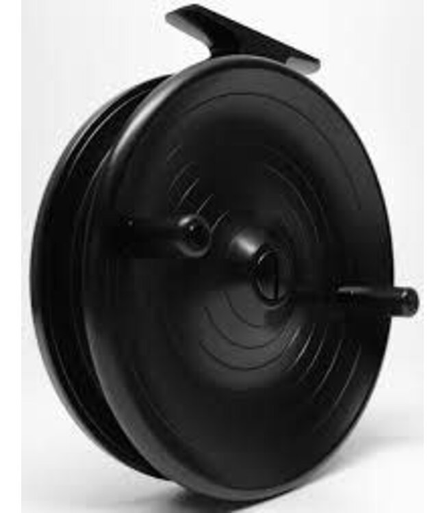 KINGPIN KENETIC REEL (BLACK) WITH SHIMANO COMPRE 11  CENTERPIN ROD