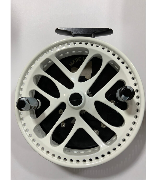 TRIBS REELS TRIBS REELS CAPACITOR 5" CENTERPIN REEL WHITE PEARL No. 0023