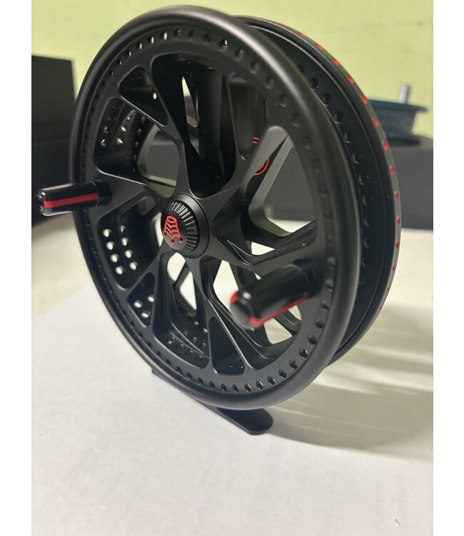 Kingpin Kingpin Zodiac ( Balck with Custom red fill and handles)