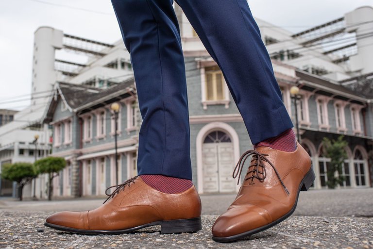 Ecliff Elie Makeda Cap-Toe Oxfords Tan