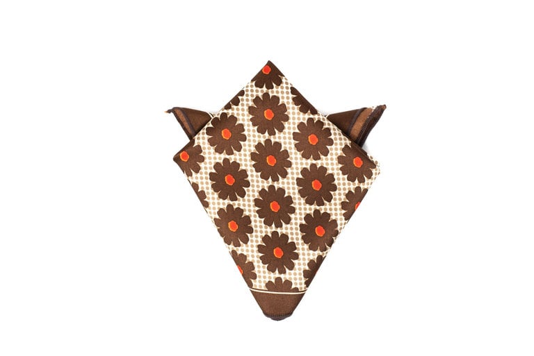 Ecliff Elie Sheen Finish Brown Floral Pocket Square