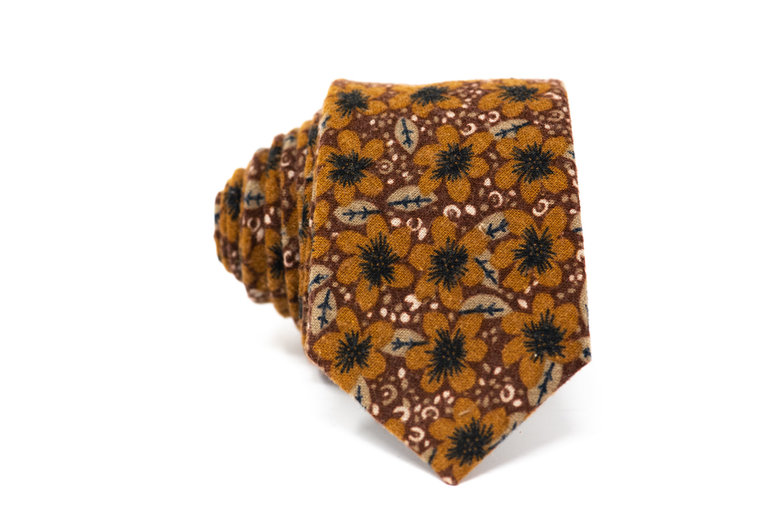 Ecliff Elie Cotton Wool Cinnamon Brown With Burnt Orange Floral Tie