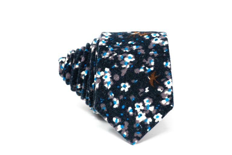 Ecliff Elie Cotton Wool Periwinkle Floral Tie