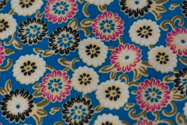 Ecliff Elie Cotton Blue With White & Pink Sunflower Tie