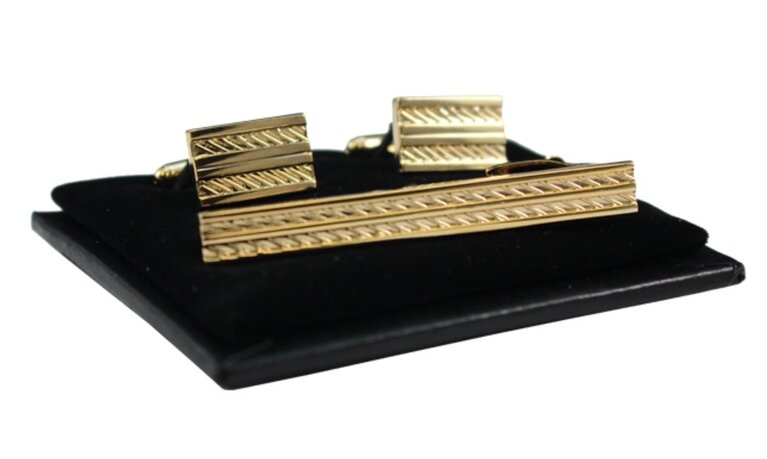 Ecliff Elie Double Lined Accented Gold Cufflink & Tie Bar Set