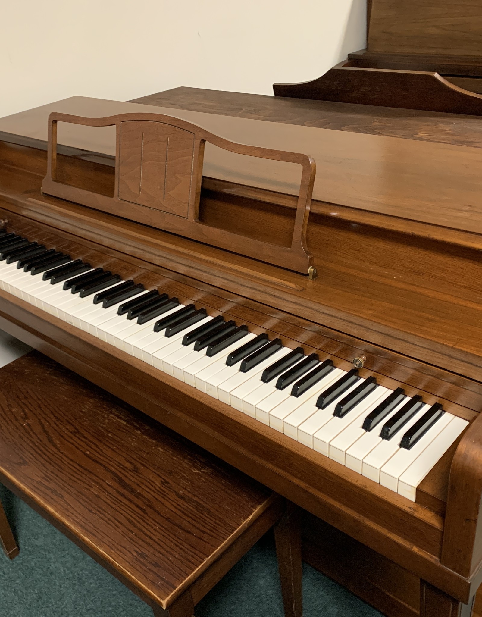 Elbridge (Stencil) Elbridge Spinet Piano (Pre-Owned)