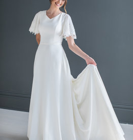 The Modest Bridal Collection Lindsey