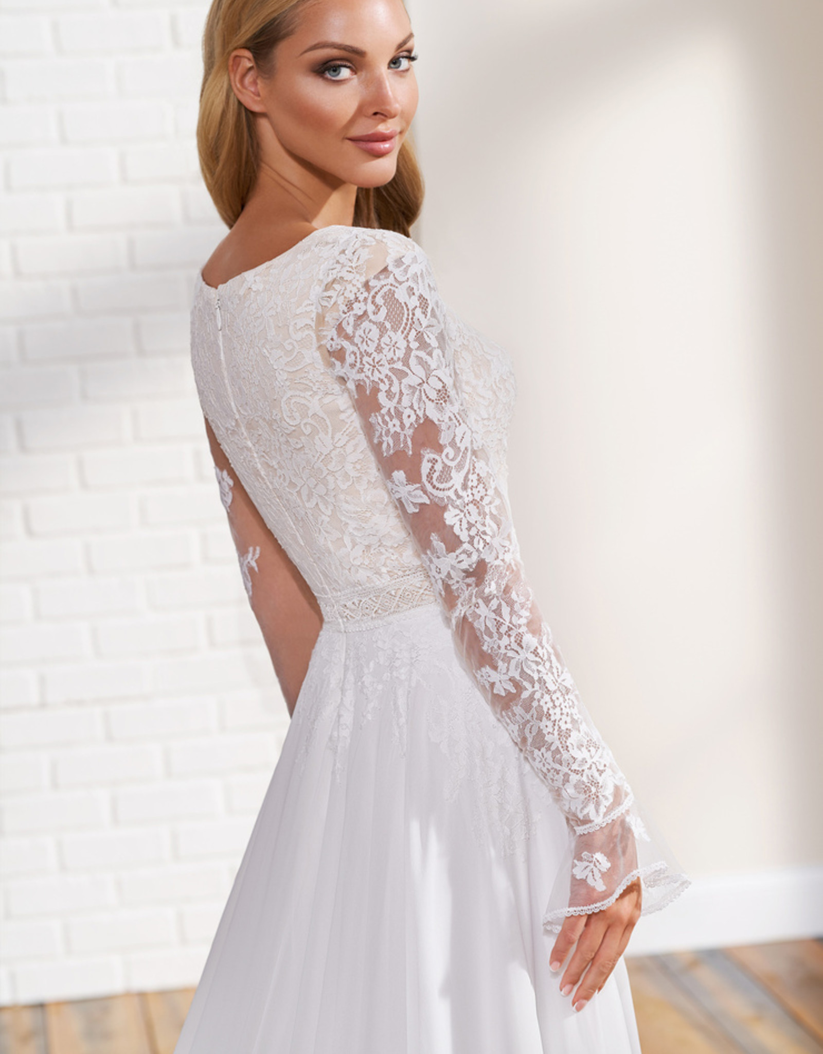 Mon Cheri Bridals TR12295