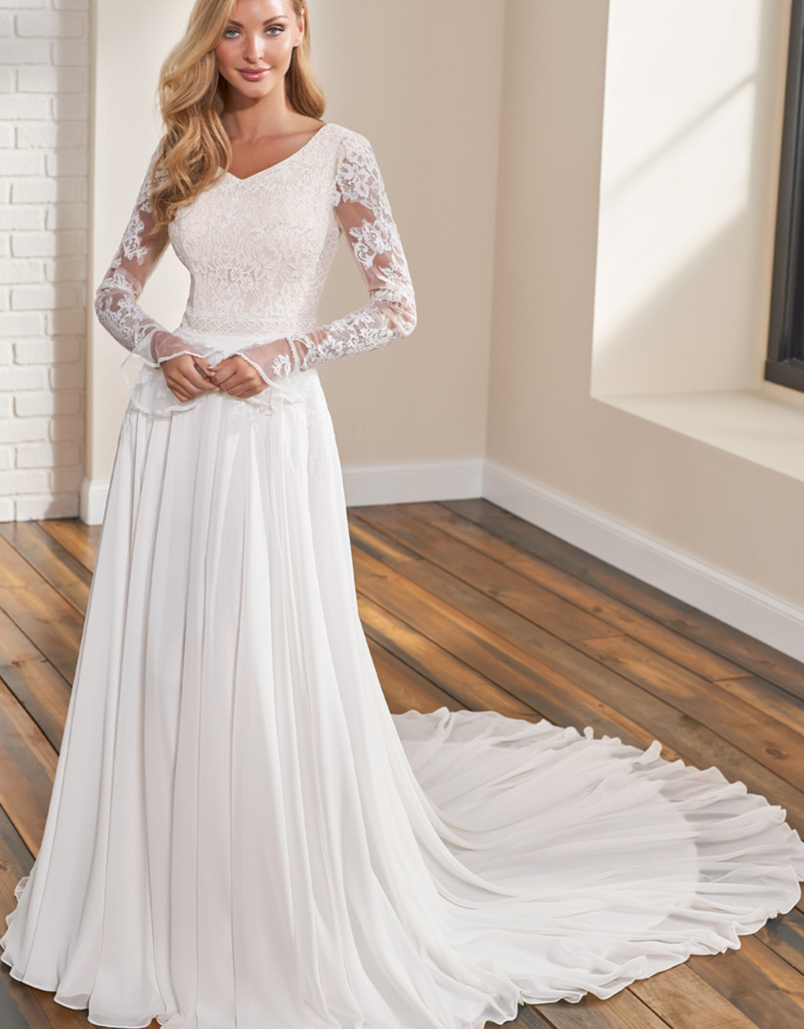 Mon Cheri Bridals TR12295