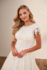 Mon Cheri Bridals MOD219