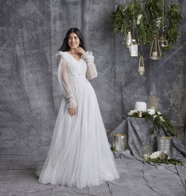 SC7348 - Chic Bridal Boutique