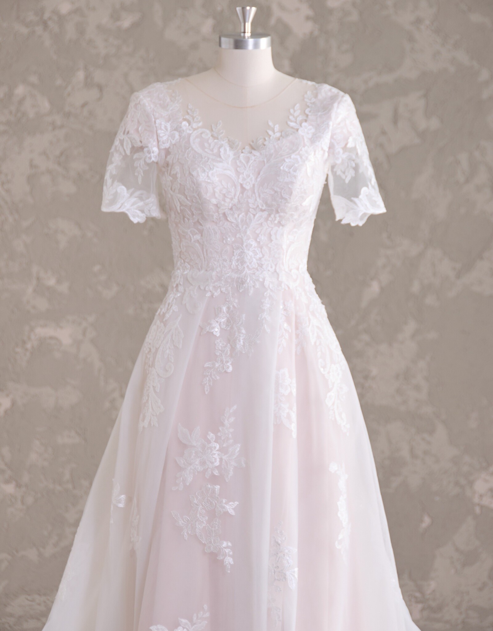 Dolly Leigh - Chic Bridal Boutique