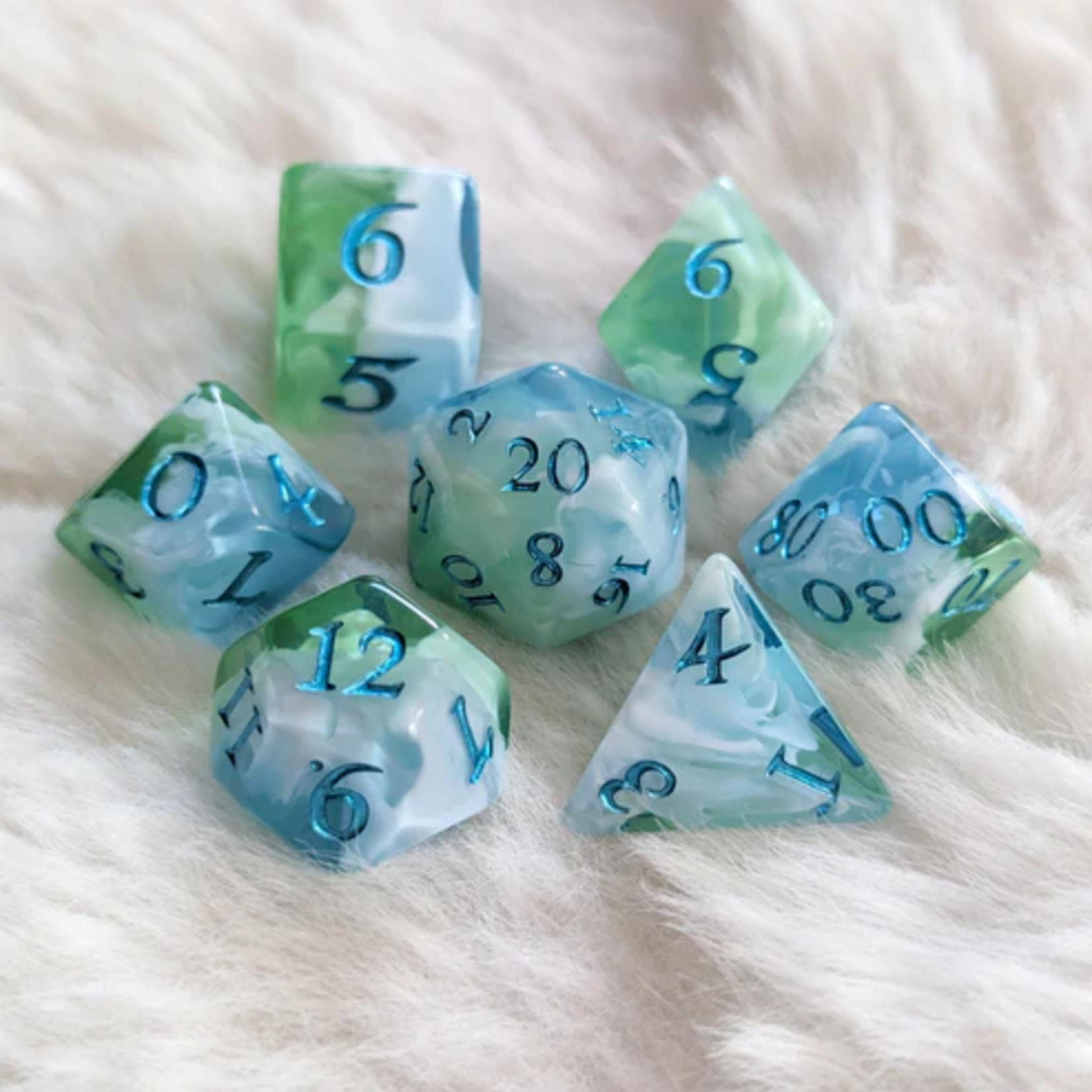 Fennek and Finch Tidecaller Polyhedral 7 die set
