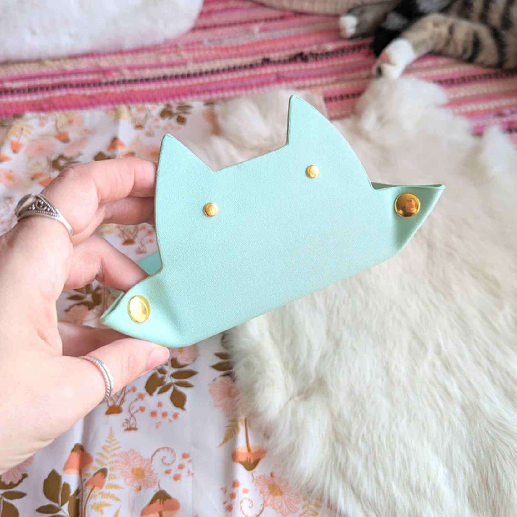 Fennek and Finch Cat Dice Rolling Tray Mint
