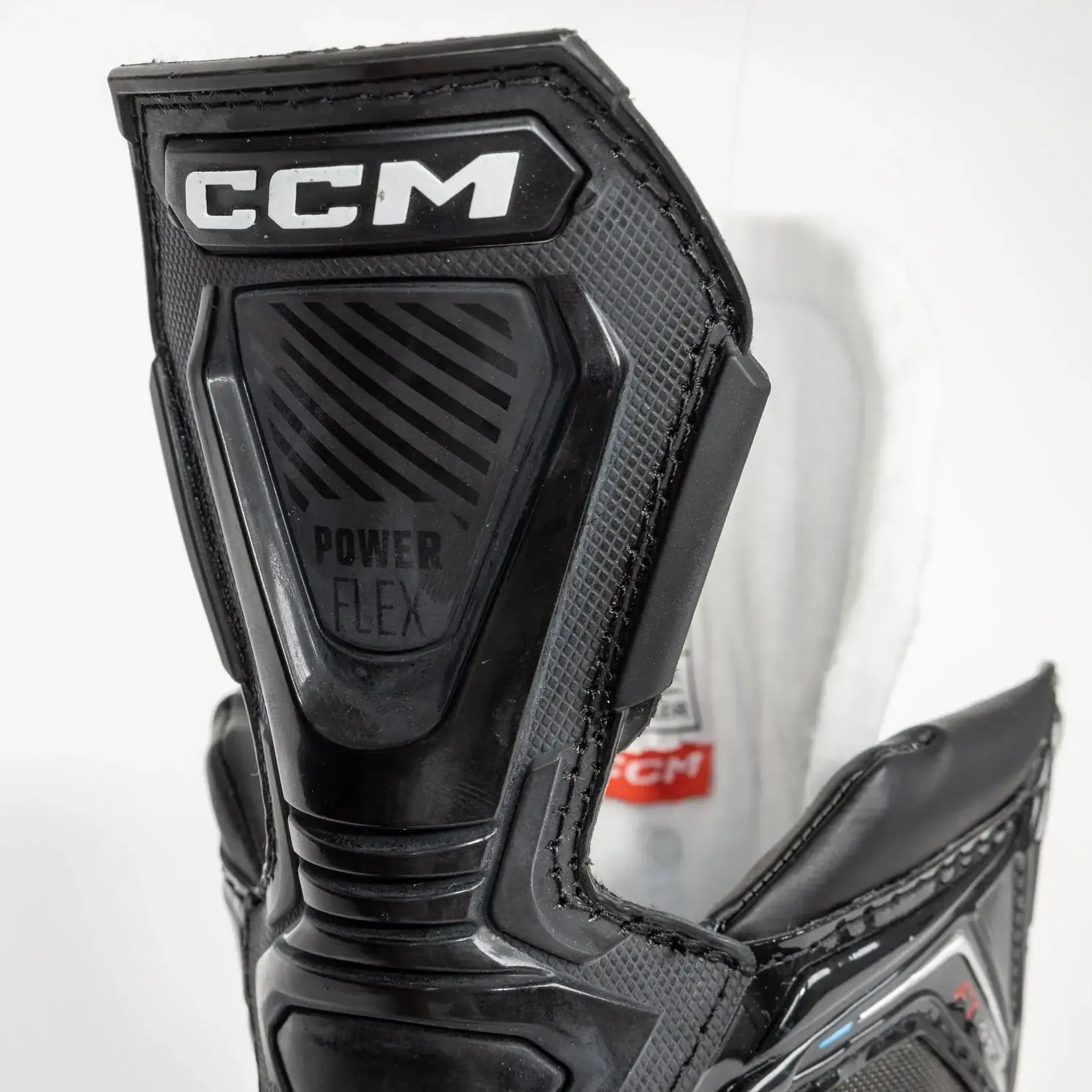 CCM Hockey CCM PATINS JETSPEED FT680 SR