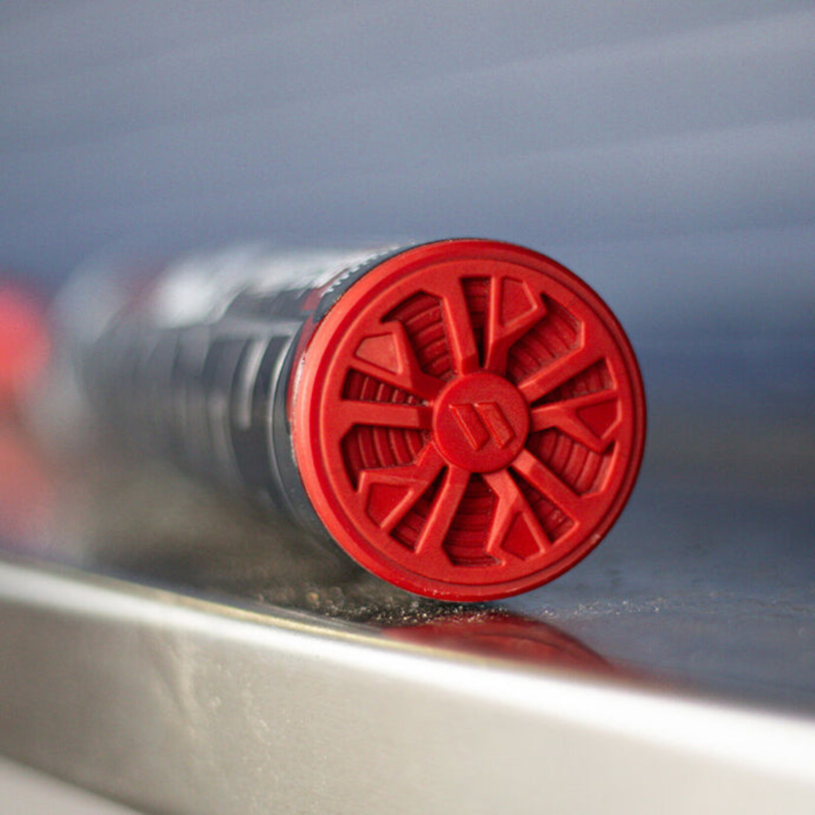 EASTON (CANADA) WORTH BATON SLOWPITCH 2025 BEDLAM PHIL MATTE 1PC 13" BALANCED