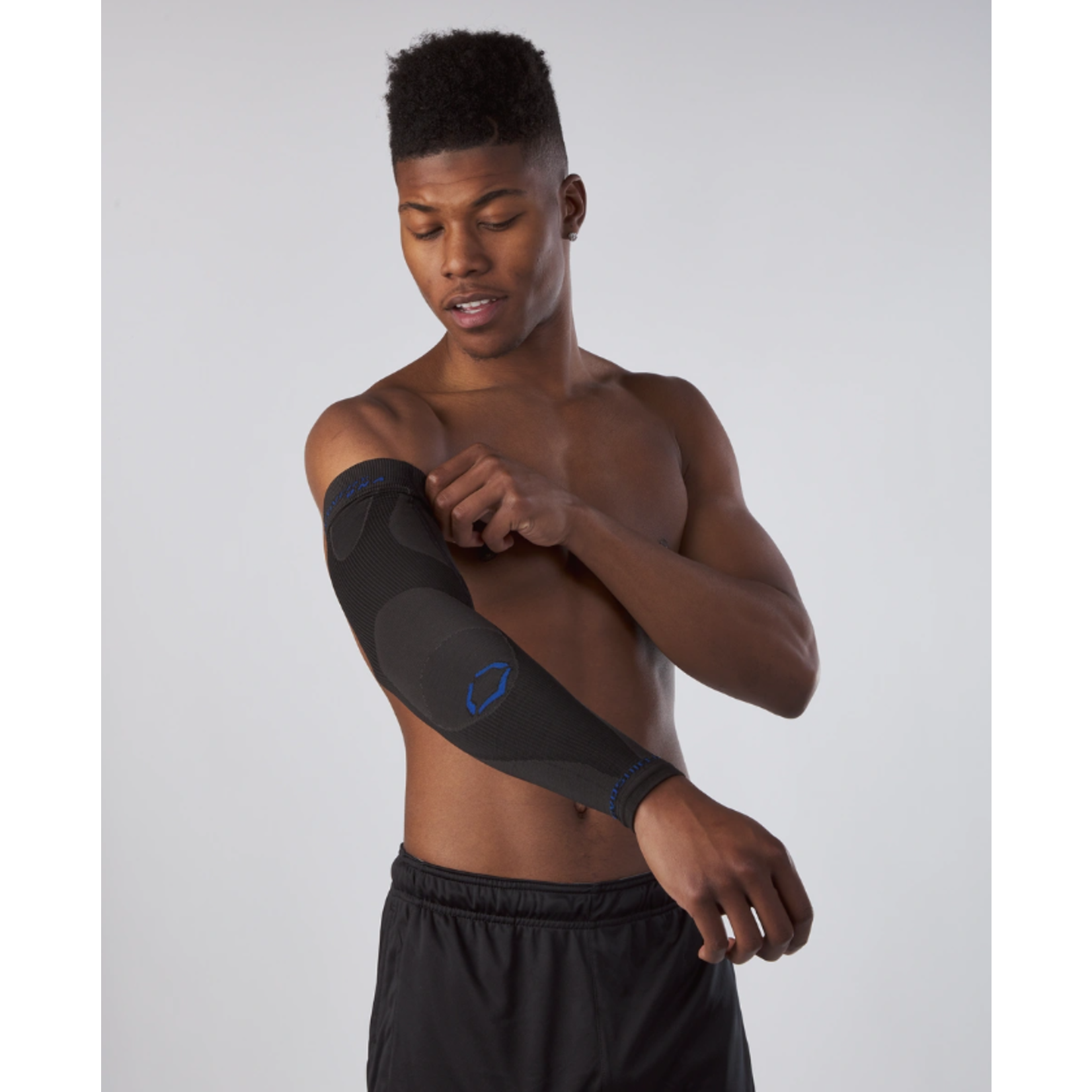 EVO DNA 21 RECOVRY ARM SLEVEES BLACK