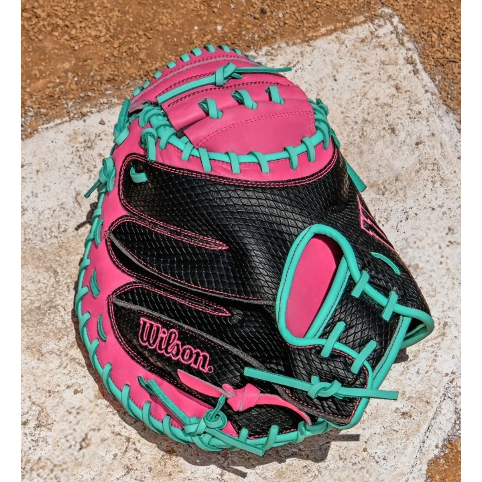 WILSON WILSON A1000™ CM33 w/SuperSnakeSkin™ (C ) RIGHT