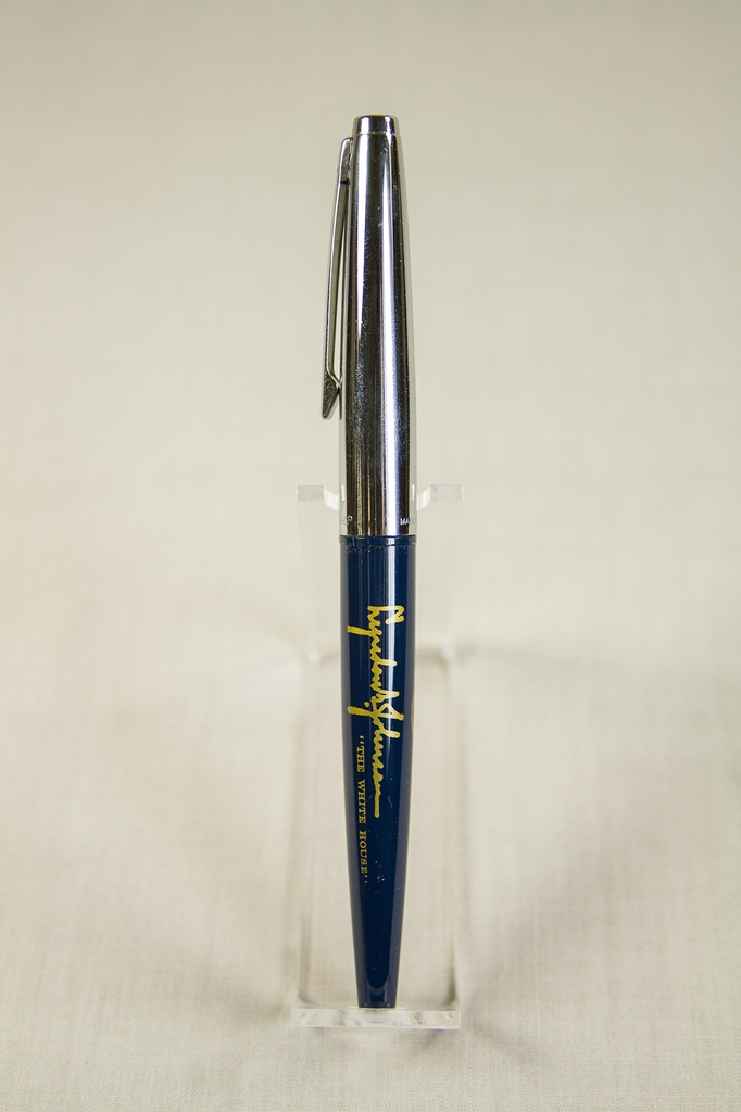 Original Parker Eversharp Silver Top LBJ Signing Pen - The at LBJ