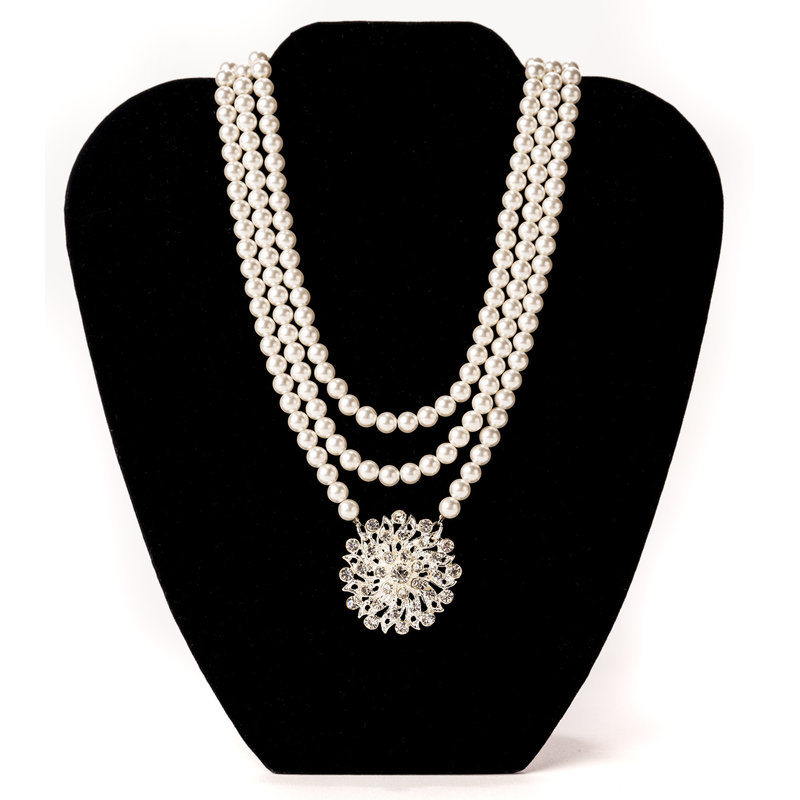 Lady Bird 3 Strand Faux Pearl Necklace