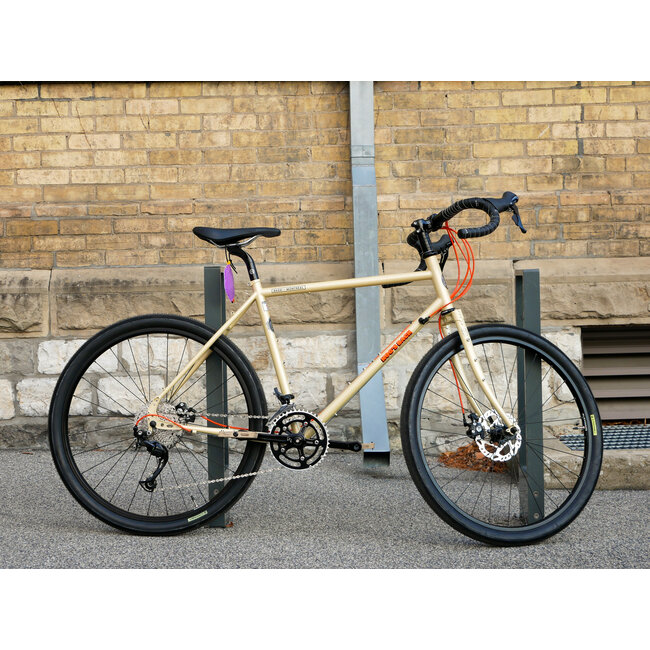 Urbane Custom Bassi Hog's Back Drop Bar Build 51cm 2x9 Sora 27.5"